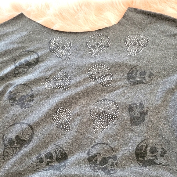 Faux-Rhinestone Studded Skull One Shoulder Sweatshirt from Mansilifei - Picture 2 of 7